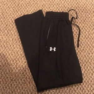 Size S Under Armour sweatpants